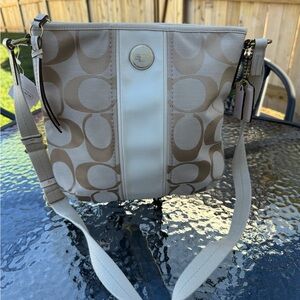 Coach Beige and White bag NWT F21905
